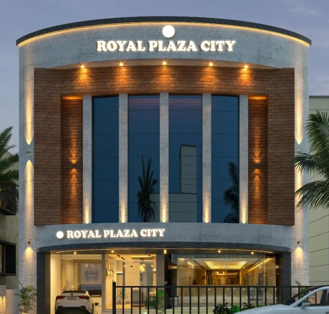 Royal Plaza City Kozsíkóde Szálloda